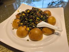 -老码头黑皮肘子锅包肉(赣水路店)