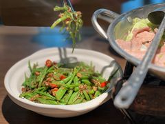 -肖四女乐山跷脚牛肉(世博源店)