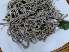 -溢心园香河肉饼总店