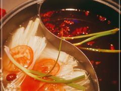 -钢管厂五区小郡肝串串香(滨江店)