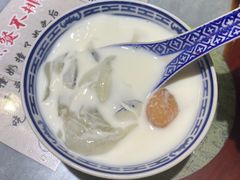 水牛奶仙芋圆-严氏皓杰水牛奶(温岭店)