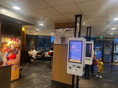 -麦当劳(国家体育场南路店)