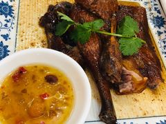 明炉烧鹅-水乡人家私房菜(逢简店)