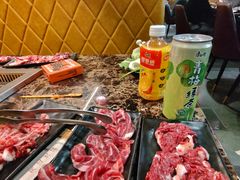 -牛里牛气· 榴莲海鲜鲜牛肉自助火锅·烤肉(横岗店)