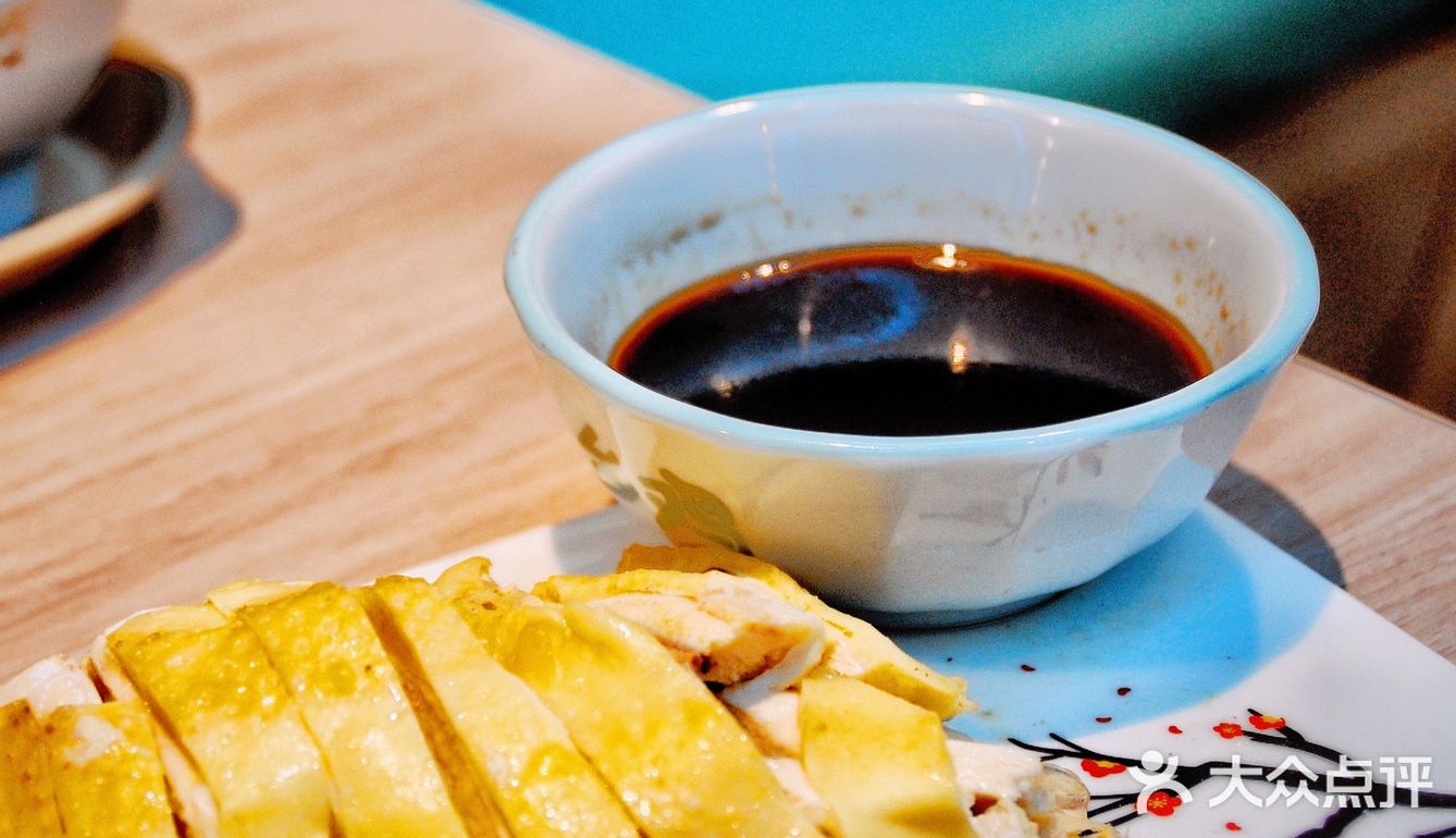 魔都白领爱的中式快餐，老乡鸡实惠又好吃😋