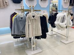 -肃宁华斯国际裘皮城