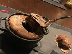 巧克力熔岩蛋糕-恰餐厅及酒吧 CHAR Bar & Grill (北京丽都皇冠假日店)