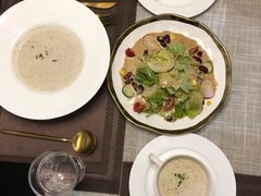 蘑菇浓汤-LUCCA卢卡西班牙海鲜饭(远洋广场店)