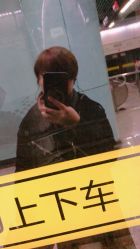 -镁连社·美联社