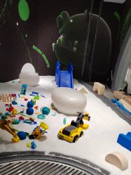 -MINI MARS KIDS CLUB亲子家庭中心(长宁天山店)