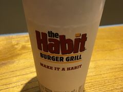 -The Habit Burger Grill 哈比特汉堡(爱琴海店)