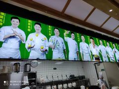 -费大厨辣椒炒肉(万家丽一店)