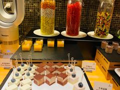 -岷山饭店-芝芝自助餐厅