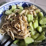 超低脂凉菜——黄瓜拌豆皮