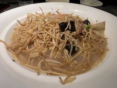 -吴越荣记苏州菜·松鼠桂鱼100%活鱼现做(斜塘老街店)