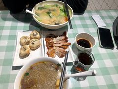乌梅汁-苓记南京鸭血粉丝.皮肚面(县东巷店)