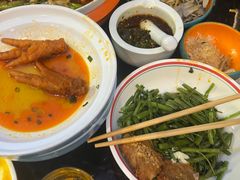 -川流不息·地道川菜·小龙虾(松东路店)