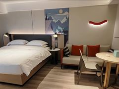 -宜尚酒店(广州上下九永庆坊长寿路地铁站店)