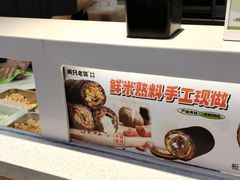 -两只老饕(银泰创意城店)