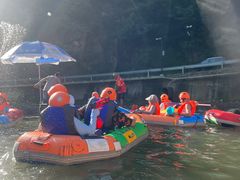 -安吉龙王山峡谷漂流