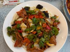 -汗腾格里·风味餐厅(新疆驻京办店)