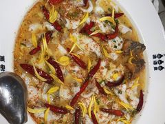 -渔语鱼酸菜鱼新川菜(来福士店)