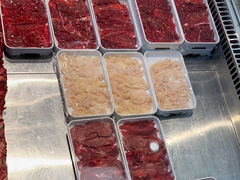 -杨老板·海鲜集市火锅·鲜切牛肉(中防万宝店)
