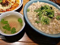 羊肉泡馍-吴满满油泼面(北方风味园店)