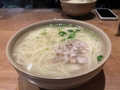 猪肘汤面-亮亮面馆(经六路店)