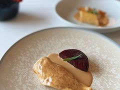 慢煮黄油鸡配奶油汁-Caprice(香港四季酒店)
