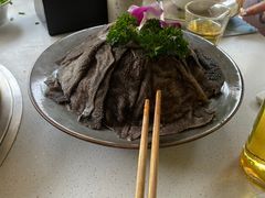 -墨居上隐·院子里火锅(峨眉店)