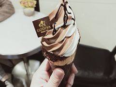 GODIVA双重巧克力冰淇淋-GODIVA(国际金融中心店)