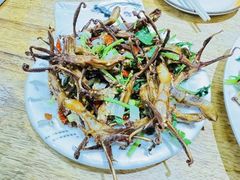 -超越海鲜屋(飞龙物业店)