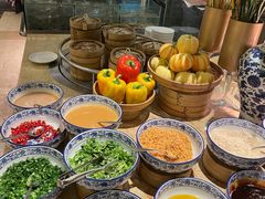-大中华希尔顿酒店-念自助餐·嗨啤·小龙虾