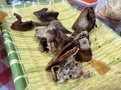 -八次方密云水库鱼粘卷子·熏鸽子·农家菜