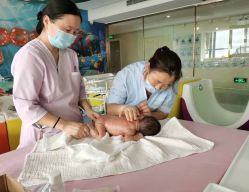 -菁幼月子会所(儿童医院店)