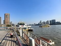 -北外滩百艇汇游艇俱乐部