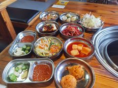 -韩国明洞碳烤肉(常平店)