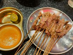 湿辣牛肉-何妹湿辣牛肉·粤式烧烤砂煲(桂雅路店)