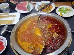 -沸炉重庆老火锅(军事博物馆店)