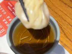 -馋三尺蟹粉小笼(人民广场店)