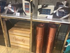 -VENCHI 闻绮(北京国贸商城店)