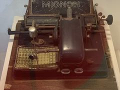 -陆汉斌打字机博物馆