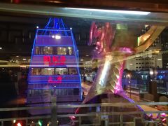 -黄浦江游览十六铺3号码头网红自助餐