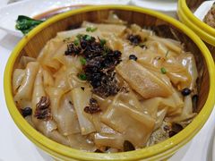 豆豉鼓鱼蒸陈村粉-君德澜酒家·创意粤菜(金山谷店)