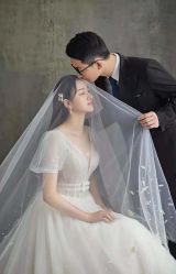 -雪中彩影婚纱摄影·微光艺术中心