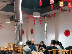 大堂-赵胖炙子烤肉&深夜酒馆(簋街店)