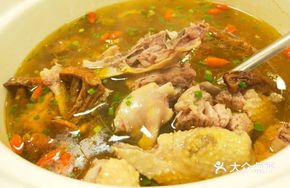 Red-headed Duck Stewed with Flat Bamboo Shoots