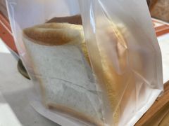 吐司边-慢熟面包店bud bread(孩儿巷店)