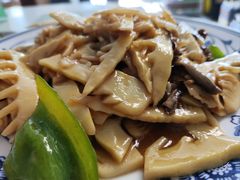 -天天向上素食餐厅(五台山店)